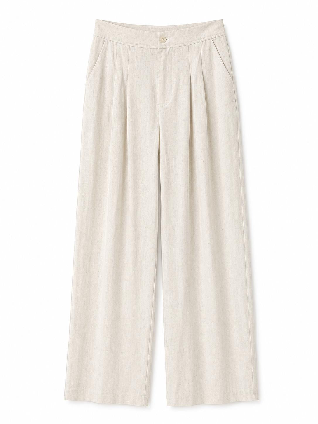 Conjunto de blusa y pantalón.