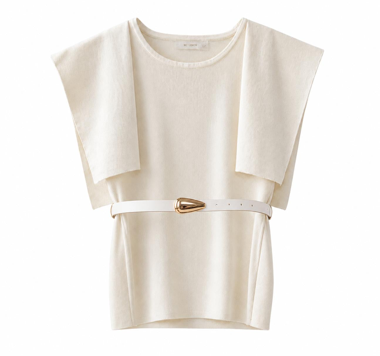 Conjunto de blusa y pantalón.