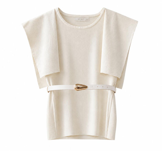 Conjunto de blusa y pantalón.